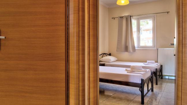 Spiridoula'S Apartments Corfu Perama  Exterior foto
