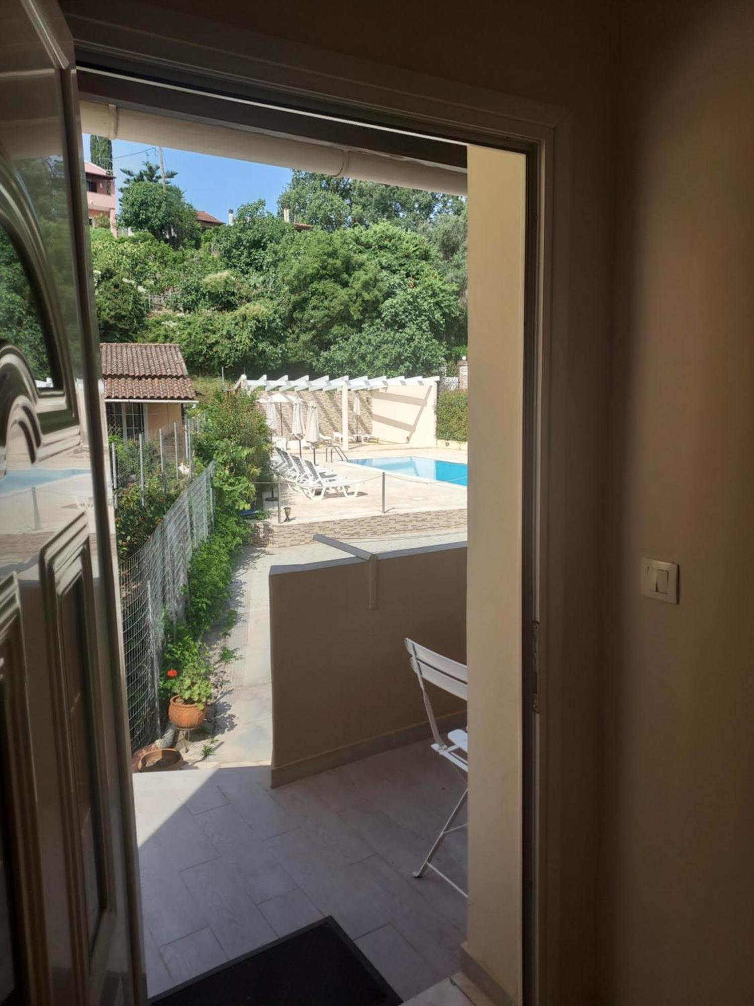 Spiridoula'S Apartments Corfu Perama  Zimmer foto